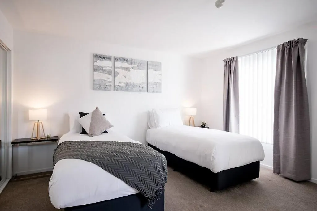 Chic Harbourside Group Haven In Heart Of Hobart location