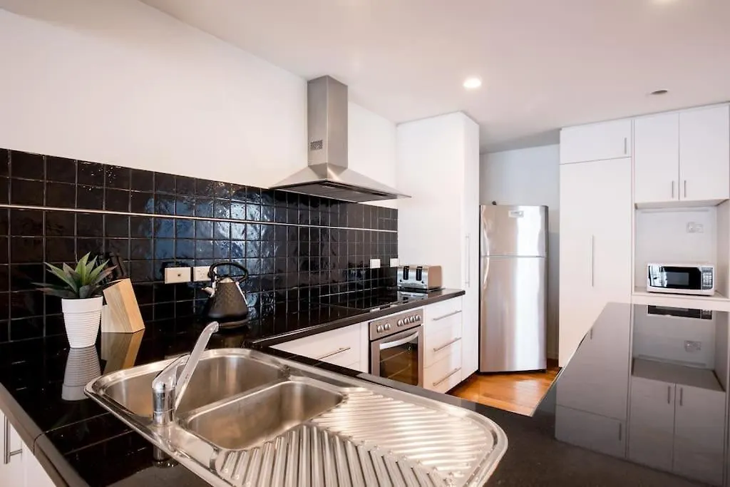 Chic Harbourside Group Haven In Heart Of Hobart Villa 0*,  Australia